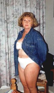 Corpo nudo di una casalinga olandese - foto #5