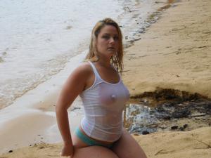 Mostra corpo nudo incredibile sulla riva - foto #14