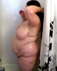 Grassa fa felicemente una doccia dopo o prima del sesso - foto #12