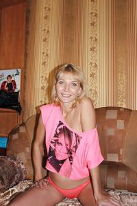 Snella bionda russa scopa suo marito - foto #15