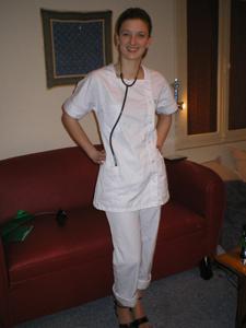 Mia moglie troia lavora come infermiera - foto #1
