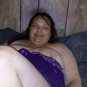 Donna matura che mostra il suo fascino grasso - foto #9