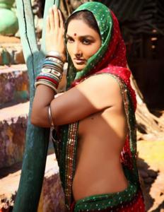L'erotismo delle zie indiane - foto #3